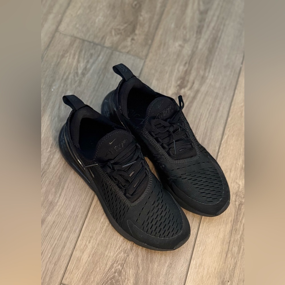 Women’s Nike Air Max 270